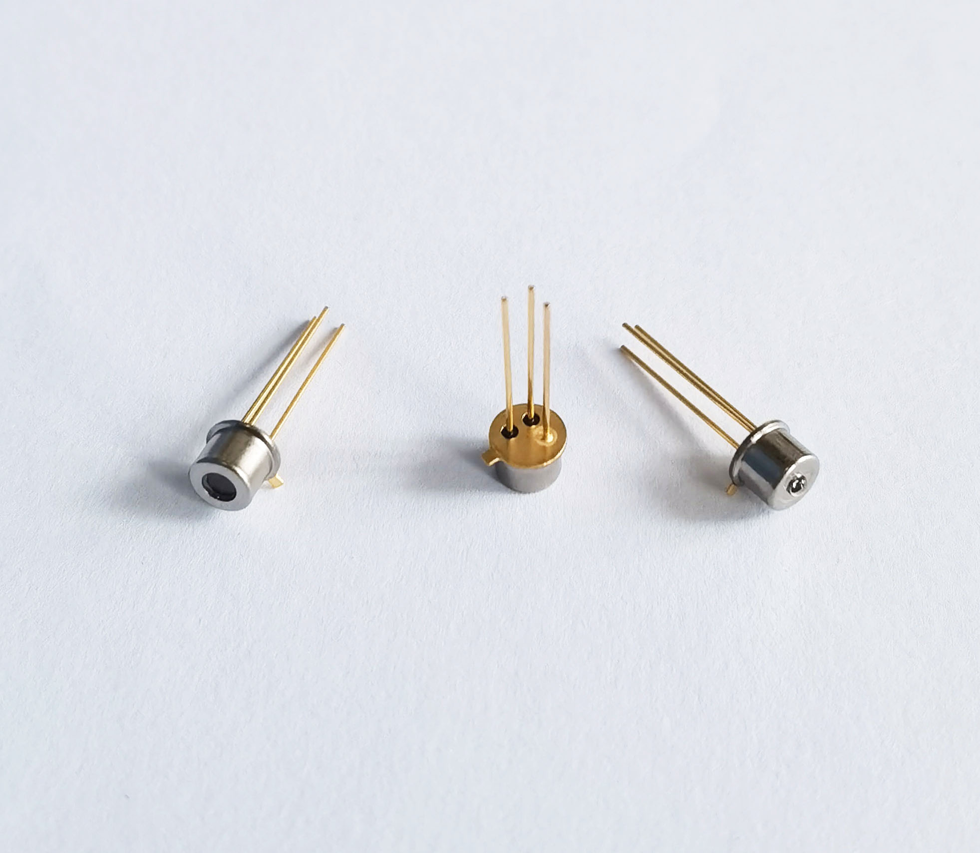 900-1700nm 300um 铟镓砷光电二极管