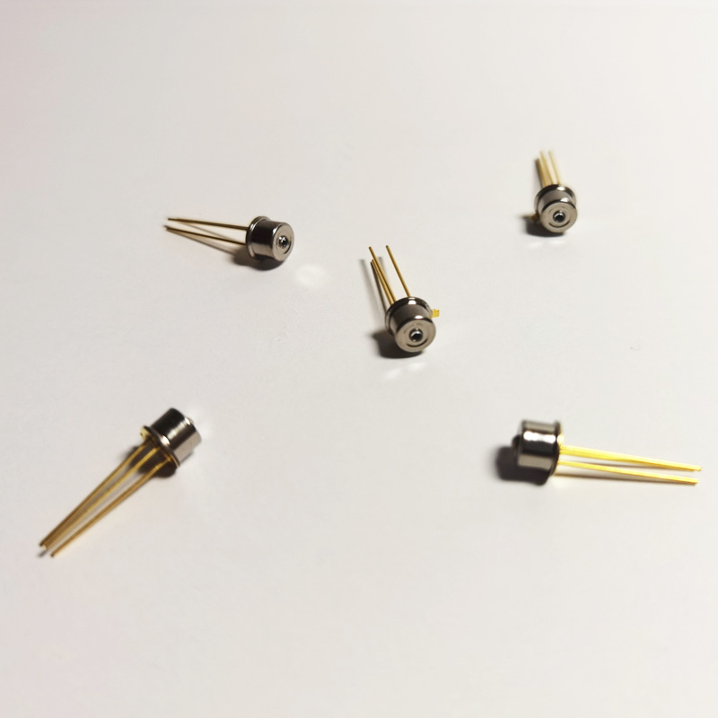 900-1700nm 300um 铟镓砷光电二极管